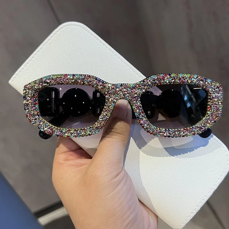 

2023 New Baroque Sunglasses Women's Lentes Oculos Gafas De Sol Feminino Lunette Solei Unique Ladies Diamond Sun Glasses Mujer