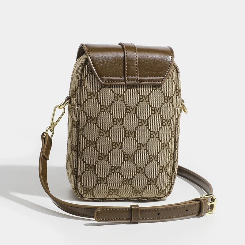 Женская маленькая круглая сумка в клетку с диагональным крестом контрастная