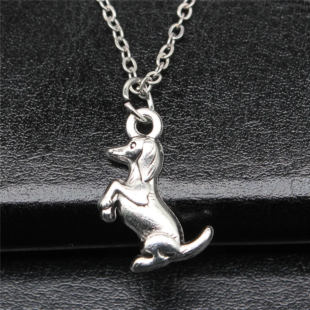 

Ожерелье-чокер с подвеской в виде таксы, 12 х20 мм