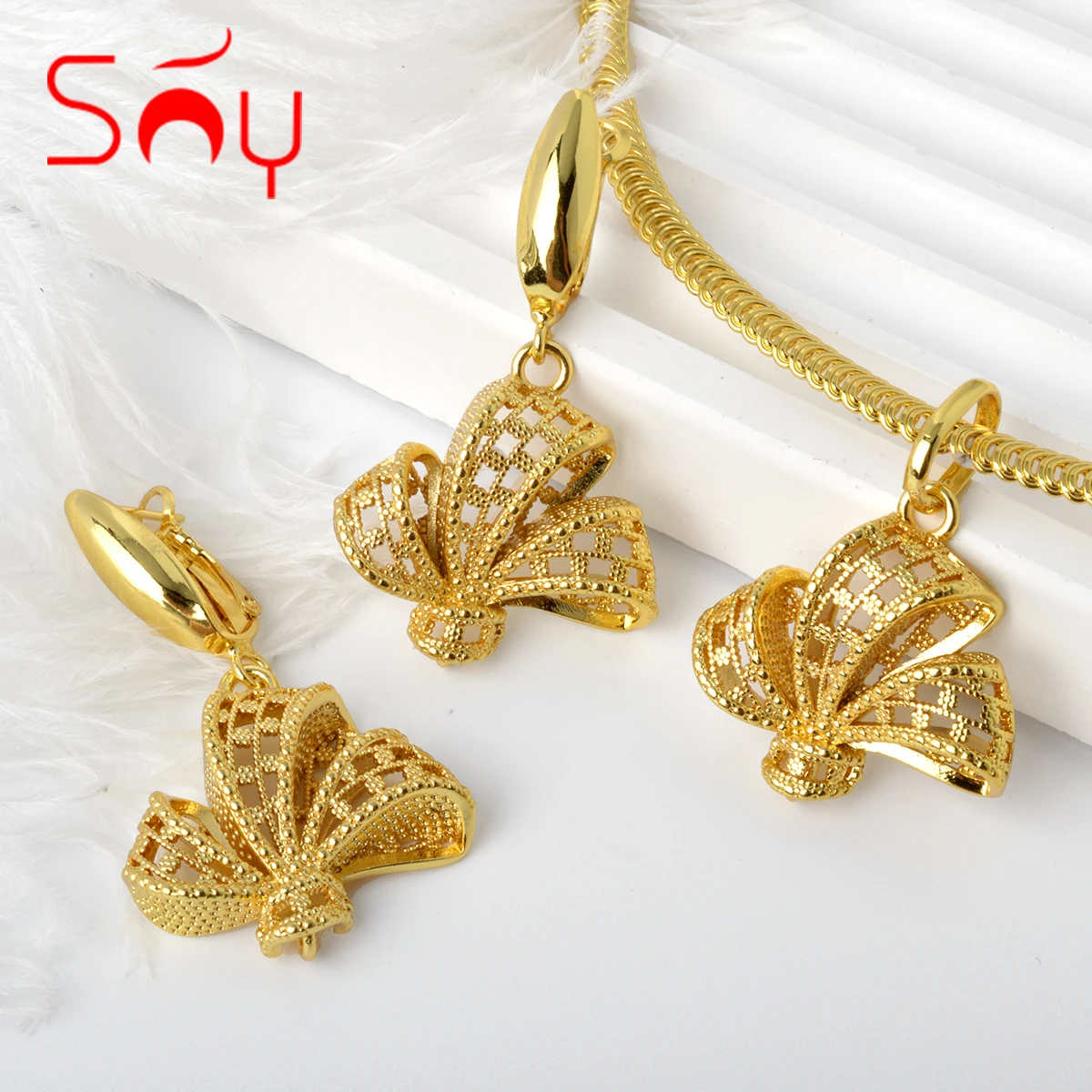 

Ювелирные изделия Sunny Jewelry из Дубая золотого цвета 585 роскошные медные серьги с покрытием 24-каратным золотом ожерелье для женщин Свадебный П...