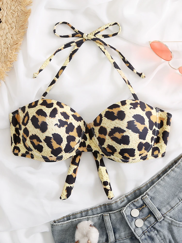 Женский купальник с чашками пуш-ап однотонный черный купальный костюм