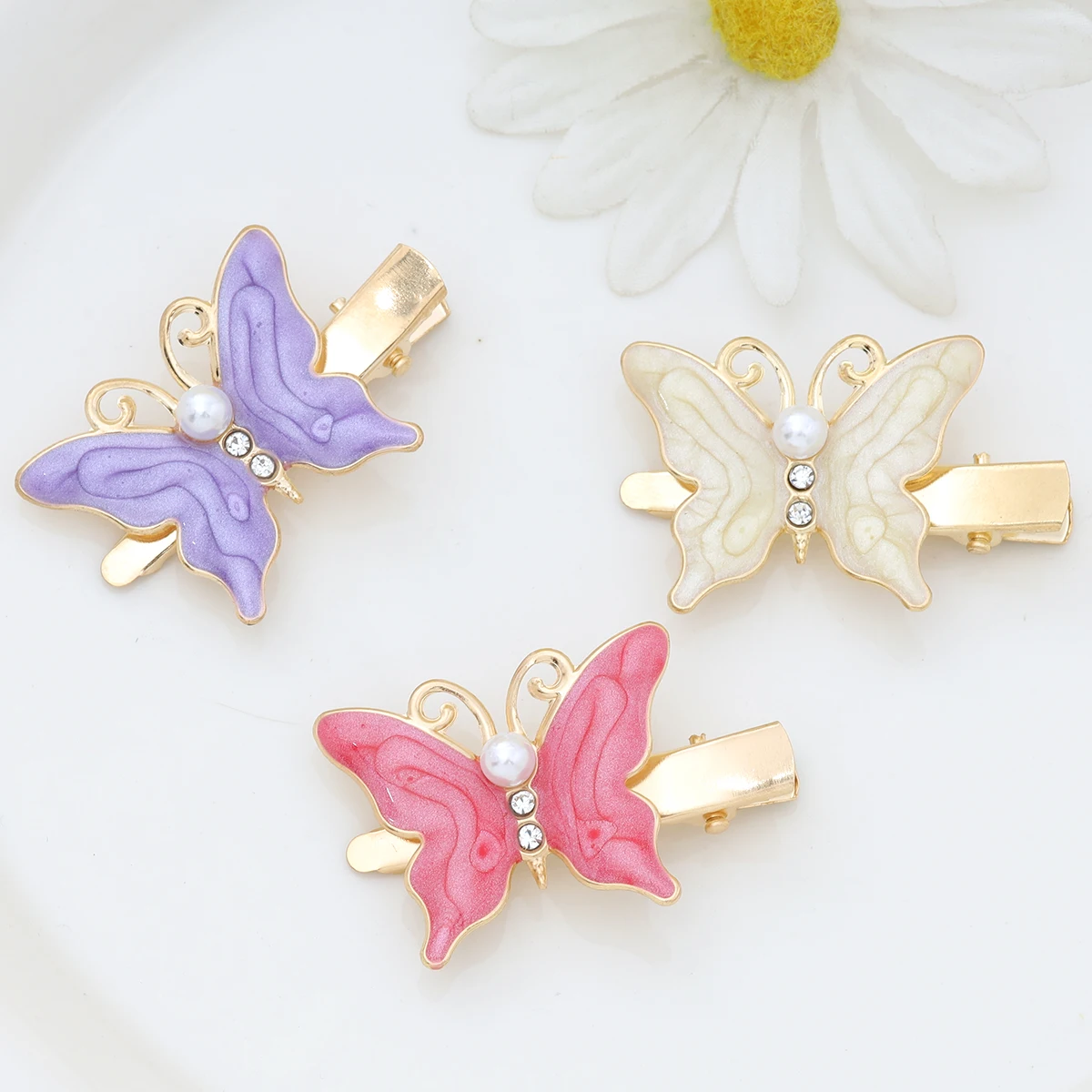 Cute Fresh Sweet Butterfly Pearl Golden Alloy Pearlescent Diamond Joker Bangs Side Clip Hair Accessories Hairpin