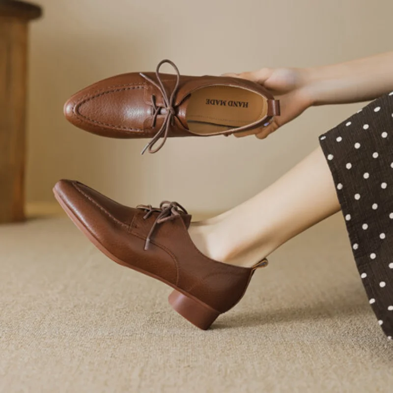 Женские однотонные туфли Laether Новинка весна-осень 2024 на толстом каблуке с острым