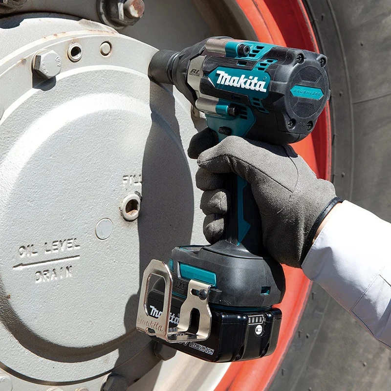 Электрический беспроводной гайковерт Makita DTW700 с бесщеточным крутящим моментом 1800