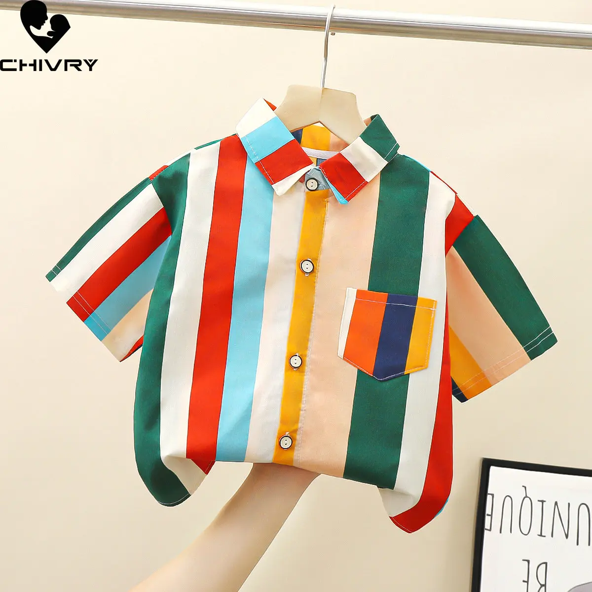 

Рубашки для мальчиков, новинка 2023, модная однобортная рубашка для маленьких мальчиков с короткими рукавами и отложным воротником, полосатая рубашка с буквенным принтом, топы, детская одежда