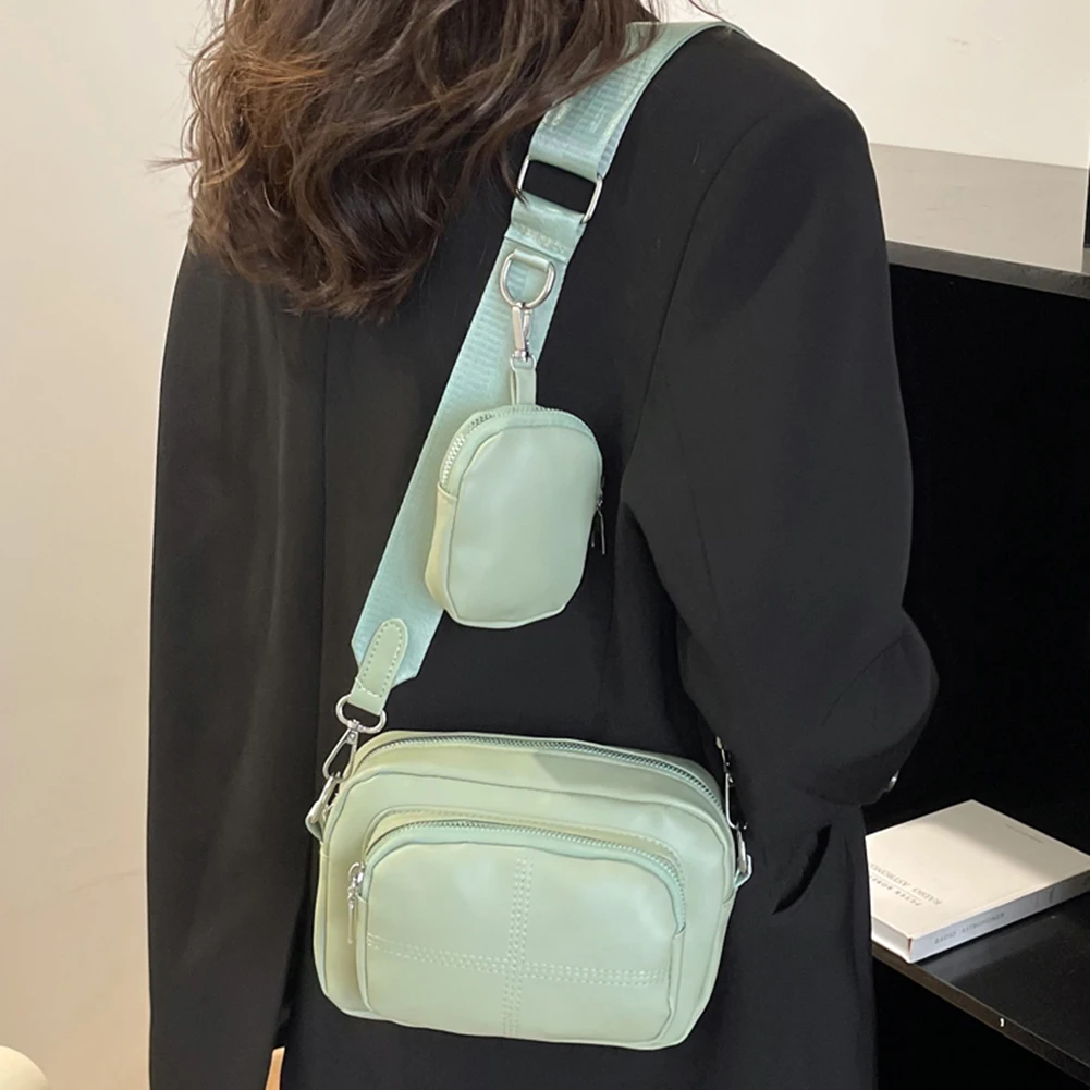 

Сумки через плечо для женщин, повседневные Мягкие однотонные сумки через плечо из искусственной кожи с мини-кошелеком и подвеской, модная дизайнерская универсальная сумка-тоут