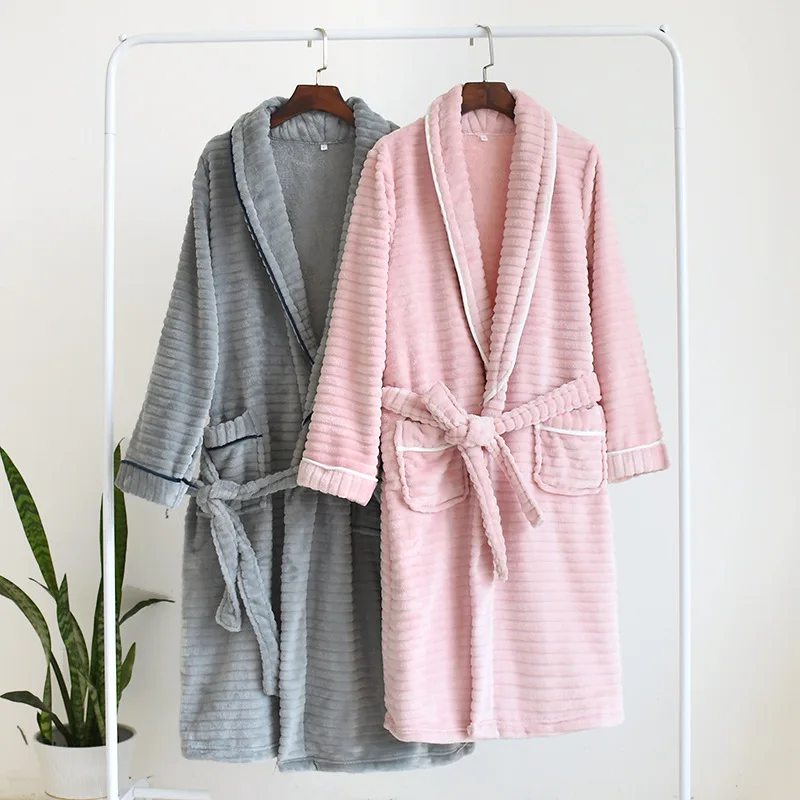 

2022 New Thicken Flannel Warm Pajamas Robes For Women Long Sleeve Sleepwear Bathrobes For Couple Winter Homewear Robes