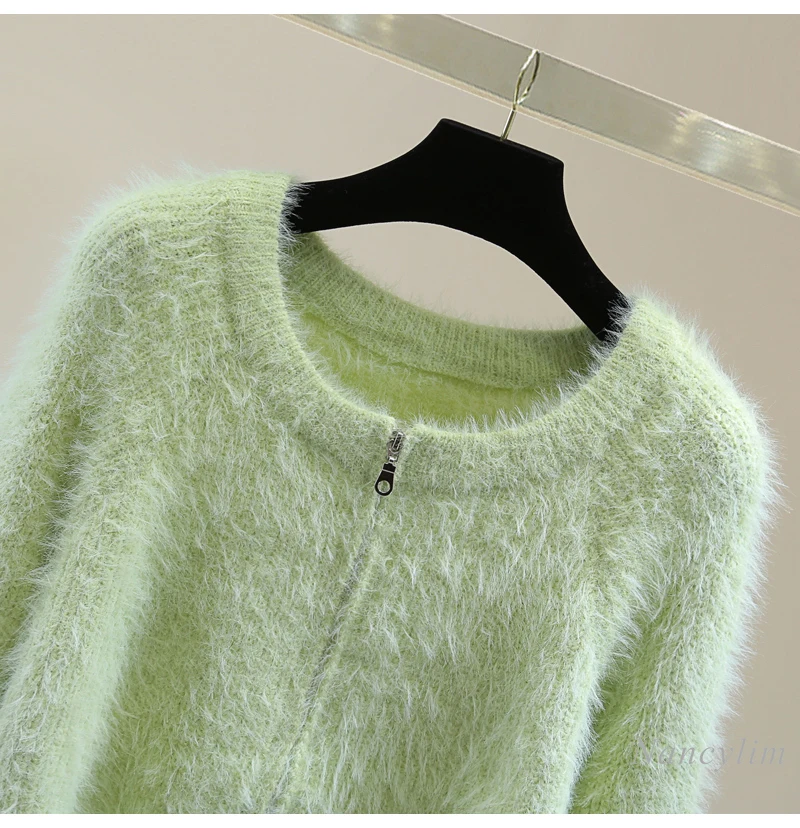 Вязаный кардиган из мохера на молнии женский зеленый свитер осень-зиму 2024 с