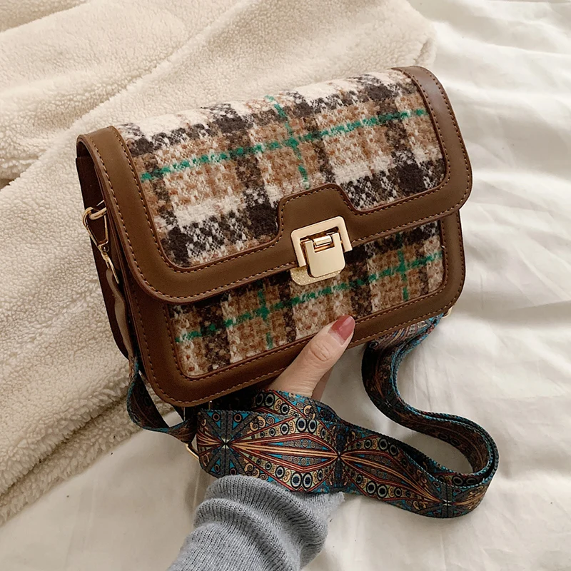 

Small Classical Woolen Cloth Flap Bag Women Crossbody Bags 2023 New In Trend Fashion Handbags and Purses Lady Crossbody Bag