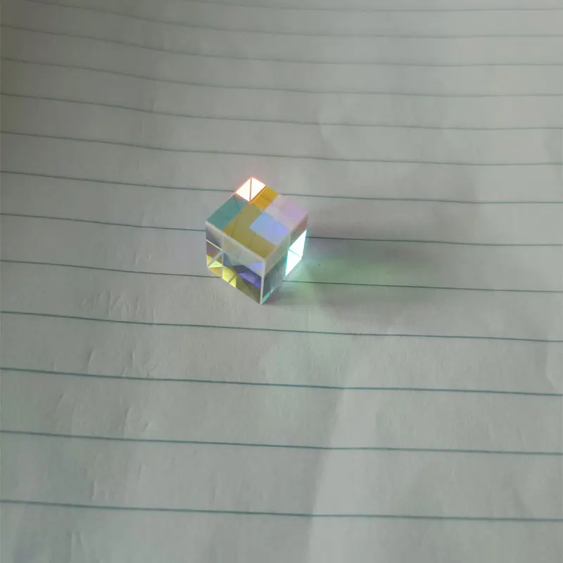 

Космическая хрустальная призма