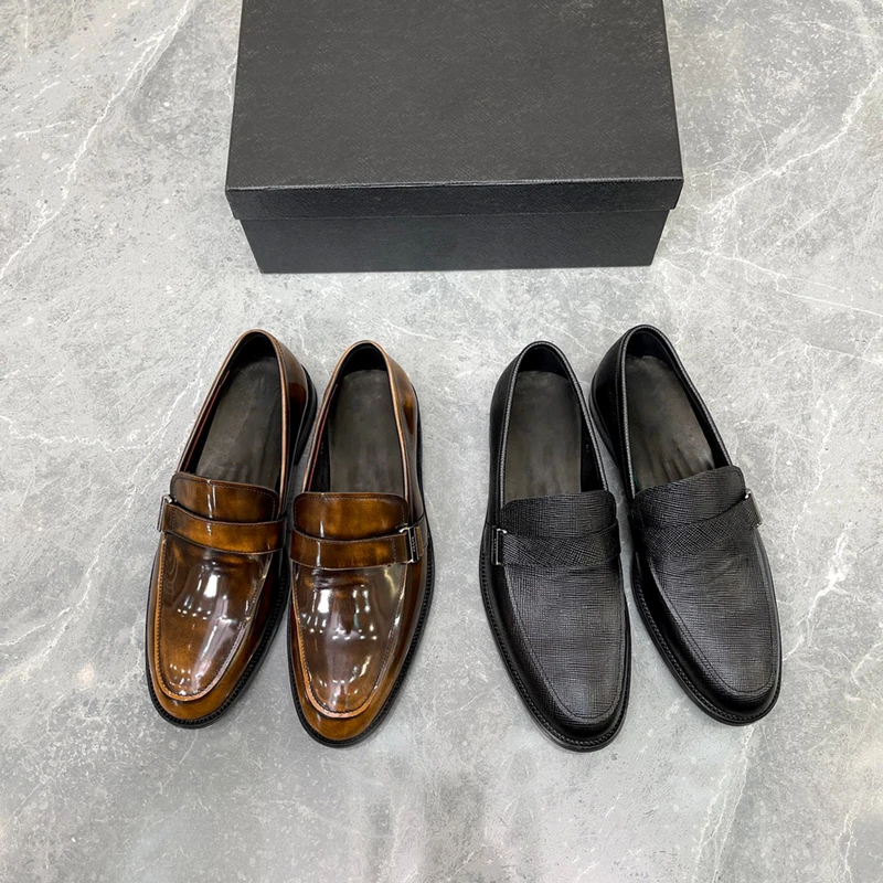

Brand designers are all original leather calfskin inside and outside! The classic men's lucky shoes perfectly combine fashion
