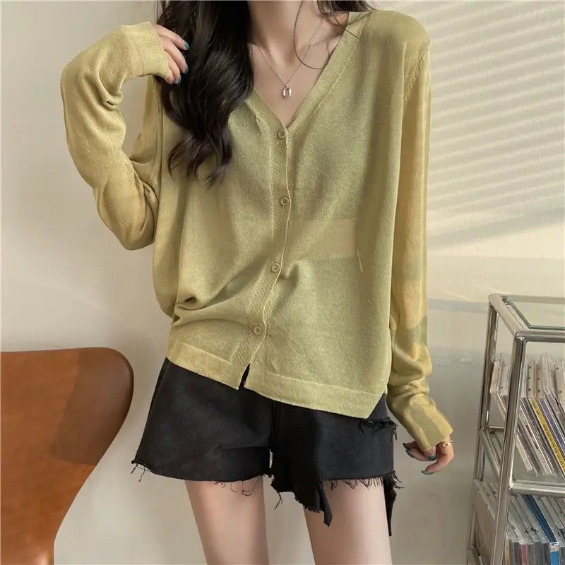 

DUOFAN Cardigan for Women Korean Long Sleeve Summer Sunscreen Cropped Cardigans Knitted V-Neck Thin Ice Silk Sweaters Shirt Tops