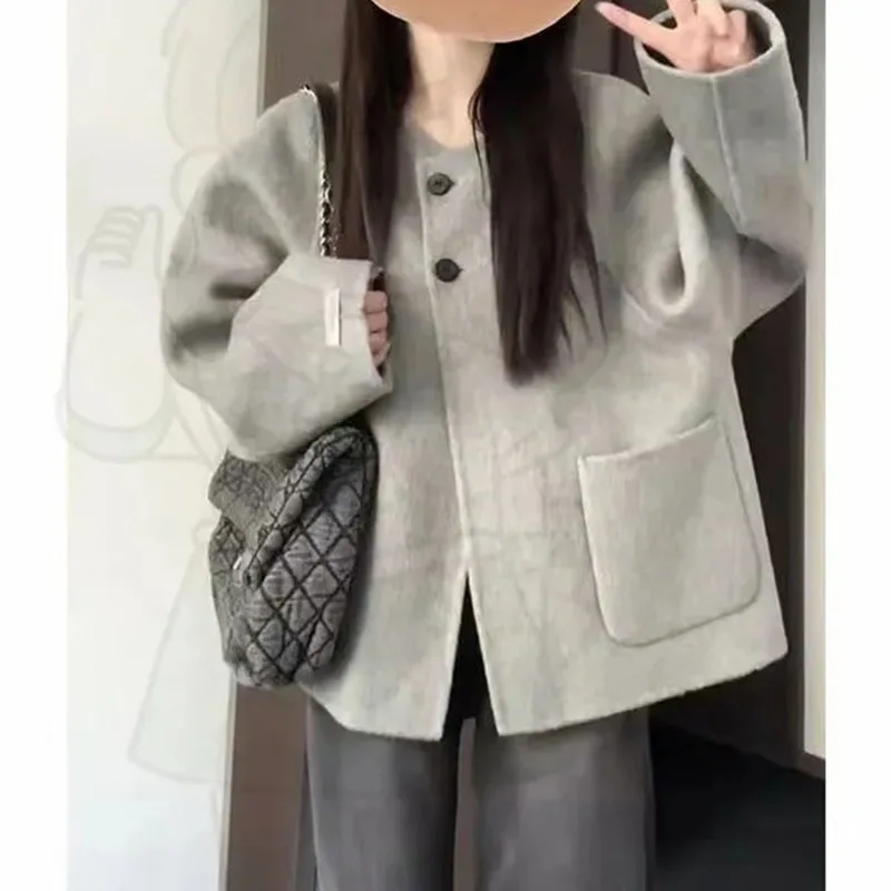 Женская однотонная куртка с длинным рукавом и капюшоном