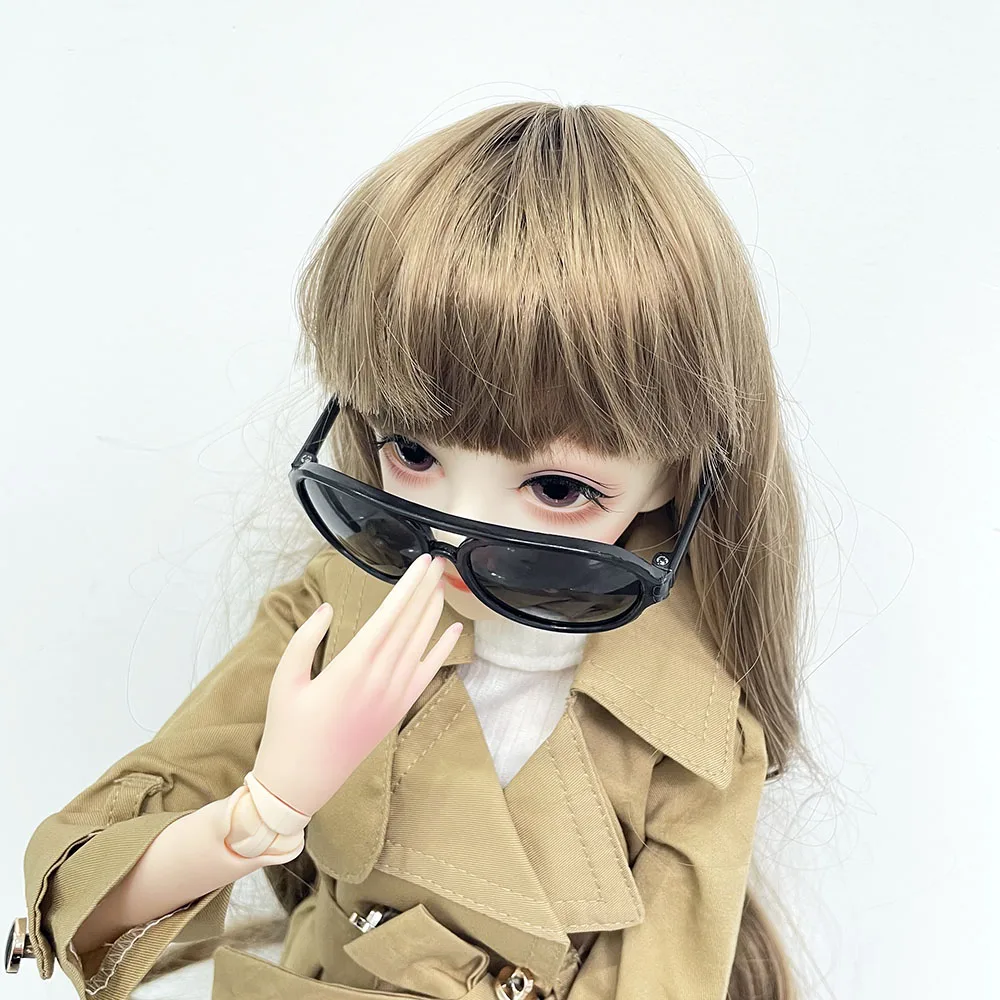 

Кукла шарнирная с одеждой и обувью, 60 см