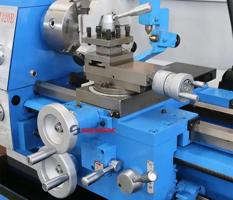 CJM320B мини-токарный станок цена Индия ручной токарный