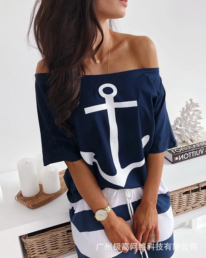 

2023 Women's off shoulder printed T-shirt+striped skirt suit