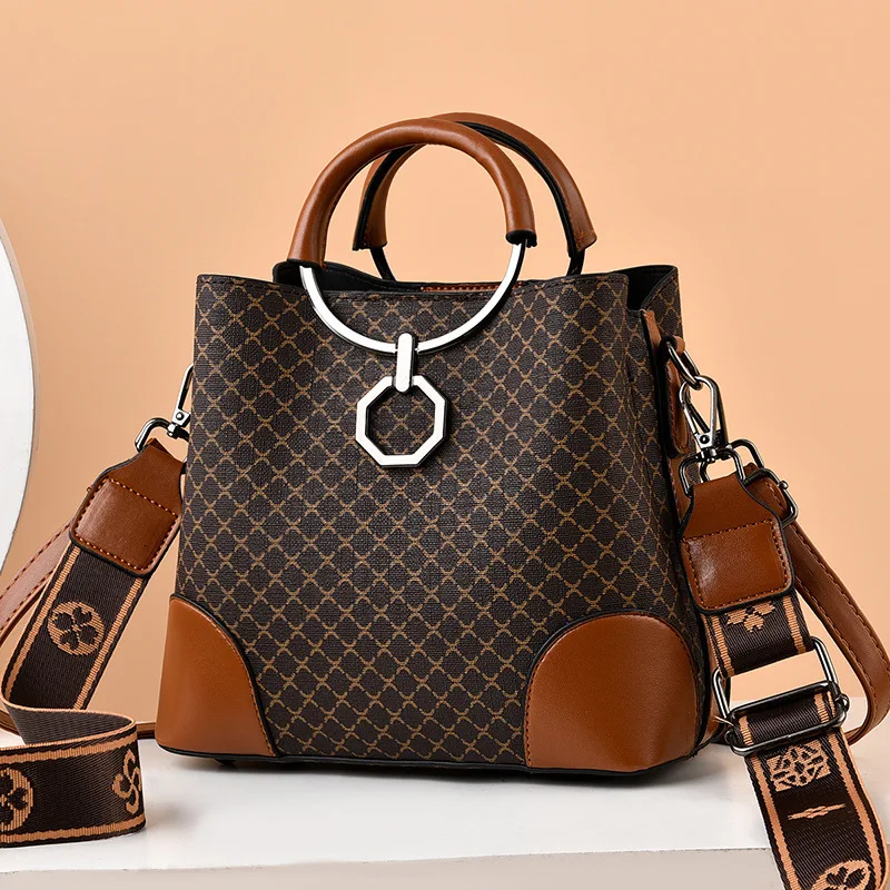 

This Year's Popular Women's Bag 2023 A New Type of Versatile Women's Small Group One-shoulder Cross-body Portable Bucket Bag