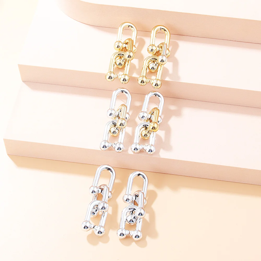 

2023 New Geometric Twist Hoop Earrings Women Punk Gold Chunky Circle Huggie Earring Female Creative Jewelry