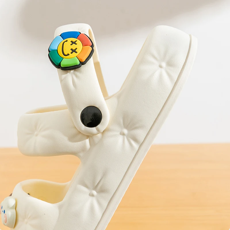 Warrior Brand Women's Sandals Summer 2023 Fashion Design Pleated Flat Luxury Beach Sneakers Garden Women's Walking Shoes