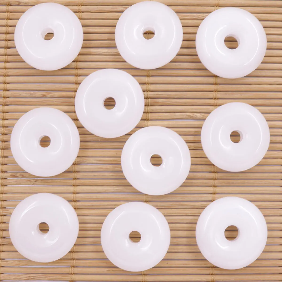 

10 шт. белый кварцевый камень, 25 мм, плоское круглое мирное кольцо, подвеска «сделай сам»