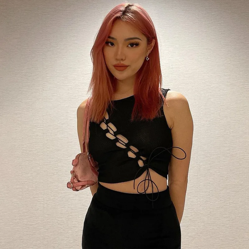 

2023 Spring/Summer New Short Vest Fashion Sexy Diagonal Lace Up Tank Top Elegant Street Casual Tops Hollow Solid Slim Blouse