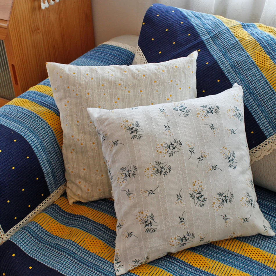 

2PCS Cotton Korean Style Daisy Pillowcase,Skin-friendly Cushion Cover,Home Decor Sofa Pillows Cover, Couch Ornament