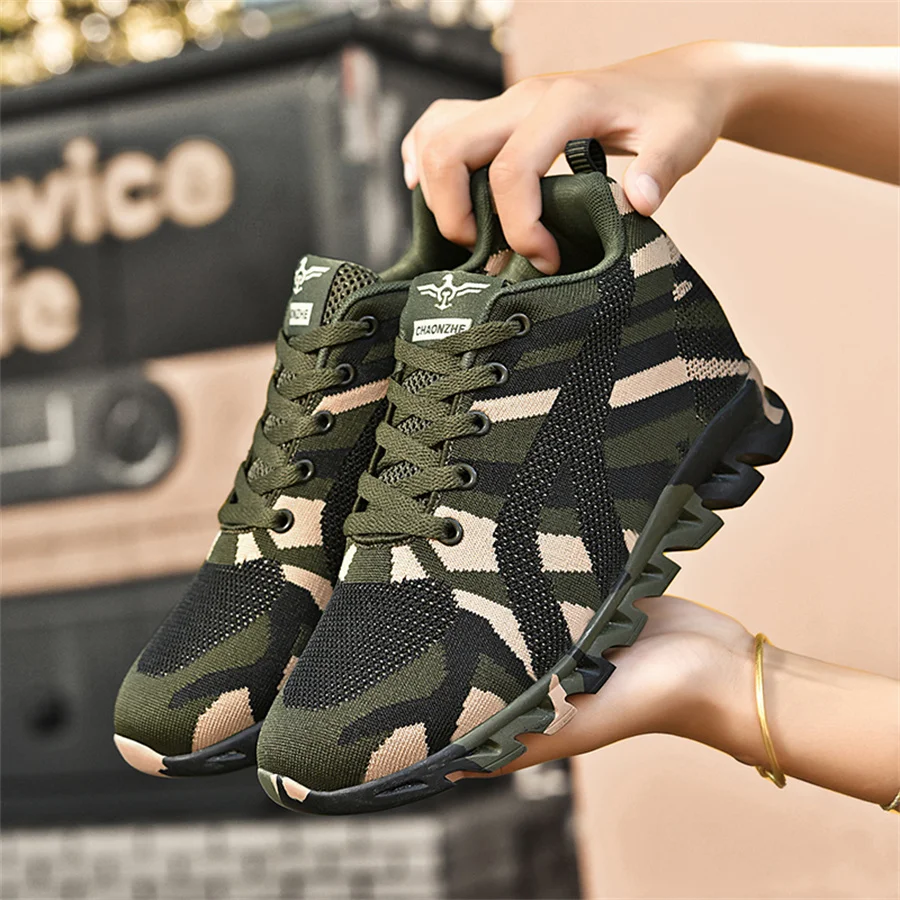 Кроссовки женские камуфляжные высокие спортивные ботильоны для отдыха
