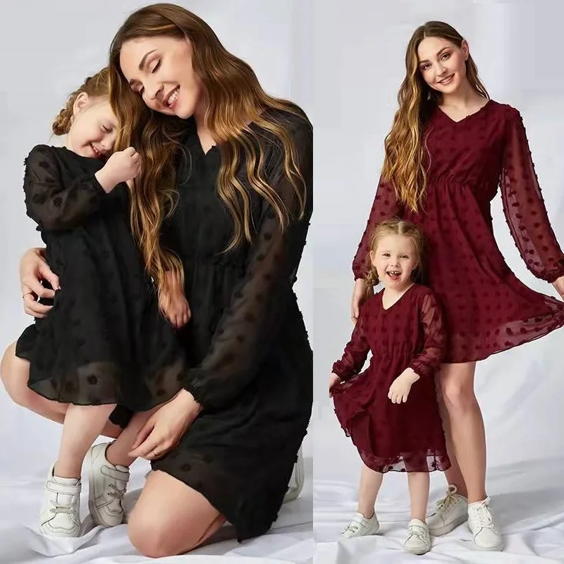 

V-Neck Mother Daughter Matching Dresses Family Set Spring Mom Mum Baby Mommy and Me Clothes Fashion Women & Girls Mesh Dress