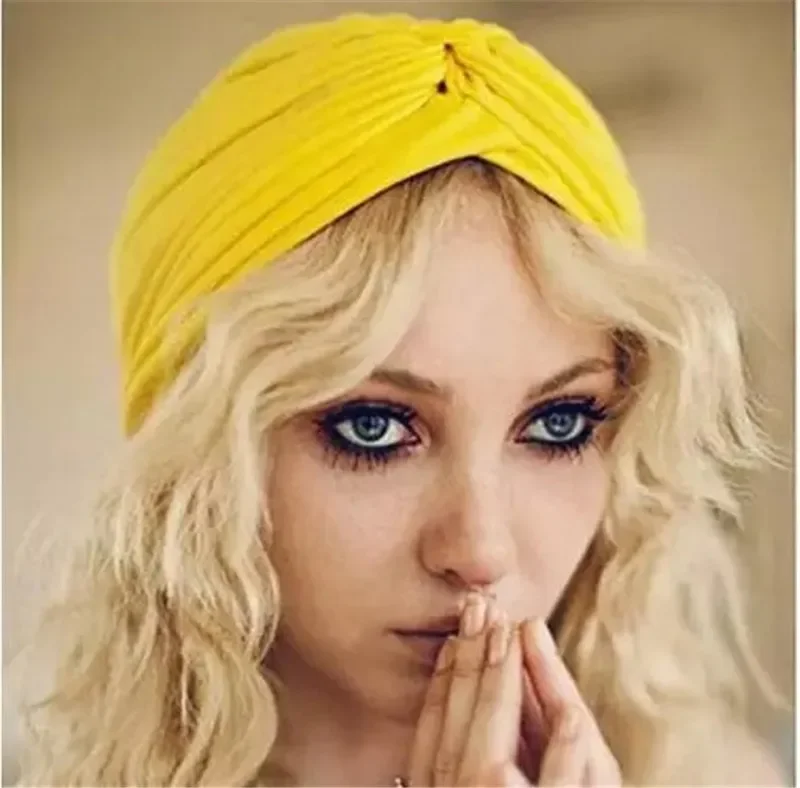 Рисунок 2 - Женская эластичная Регулируемая бандана