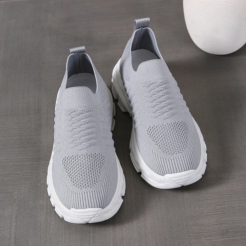 Fashion Sneakers for Women 2023 New Knitting Mesh Women's Vulcanize Shoes Thick Bottom Slip On Walking Shoes Plus Size 42