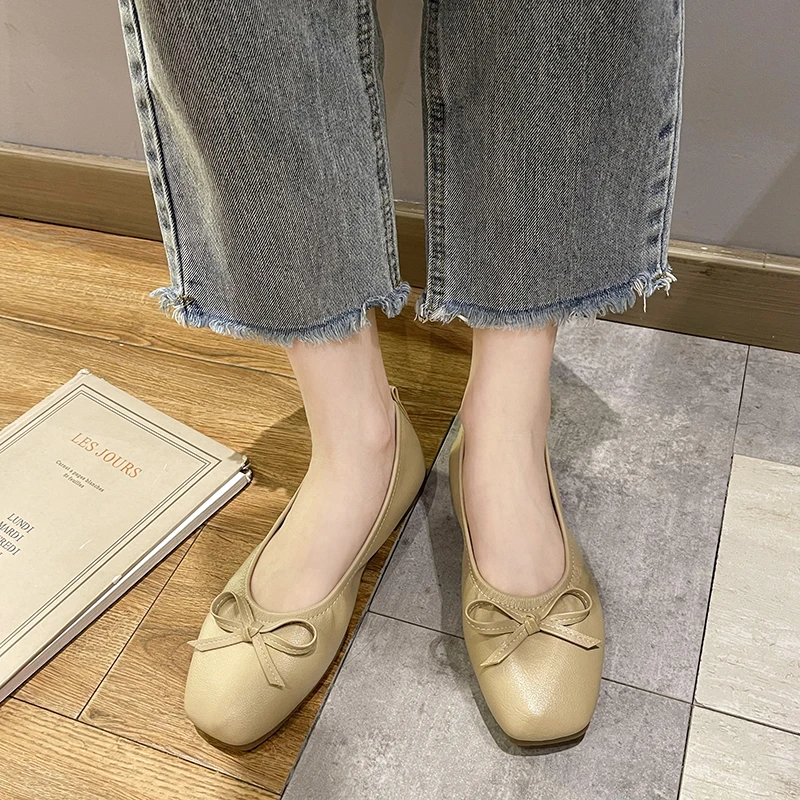 Осенние балетки с круглым носком однотонные женские туфли без шнуровки