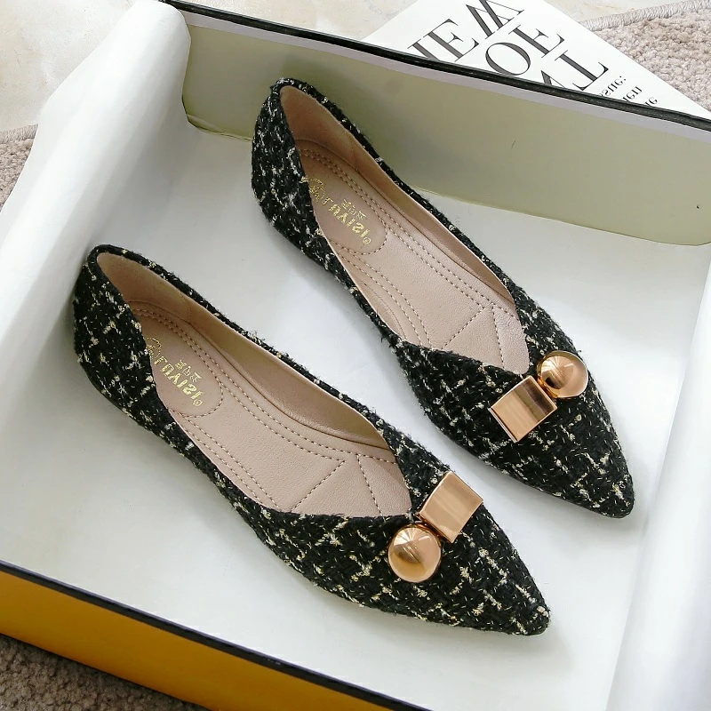 

Women Flats Black Apricot Flat Heel Shoes for Ladies Daily Use OL Working Shoes Pointed Toe Size 31-46 Metal Decoration 2022 New