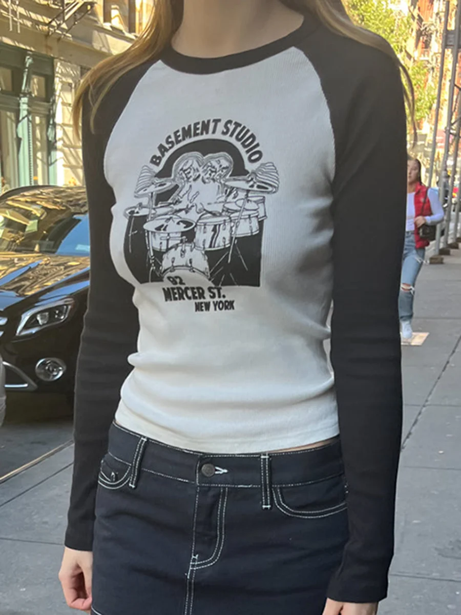 

Rock Band Print Graphic T-Shirt Woman 2023 O Neck Screw Thread Patchwork Long Sleeve Tshirt Vintage Classic Y2k Streetwear Top