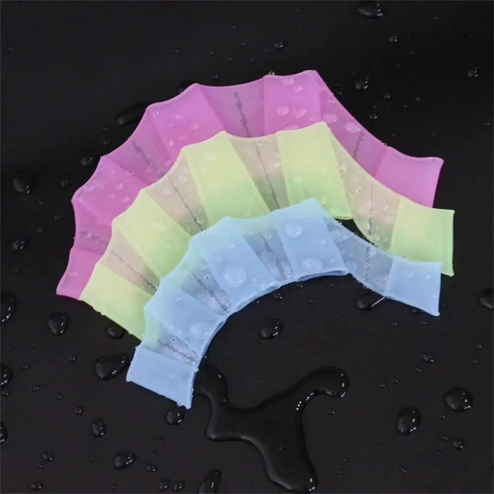 

Swimming Hand Finger Fin Learning Swimming Pool Accessory Finger Wear Hand Web Flippers Training Diving Swim Pool Paddles