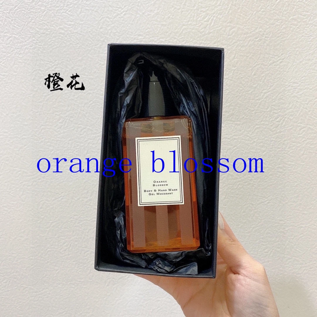 

2 шт., высококачественный Новый лосьон для тела и гель для мытья рук, 250 мл, гель для красивой ванны, стойкий аромат + подарок