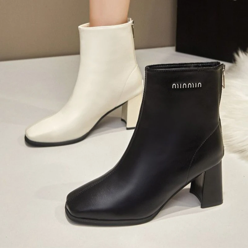 Женские ботильоны на высоком каблуке с квадратным носком кожаная зимняя обувь