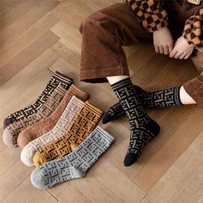 

1pair Winter Women's Thick Warm Solid Color Wool Harajuku Retro Cold Resistant Fashion Casual Cashmere Socks Kawaii New 2022