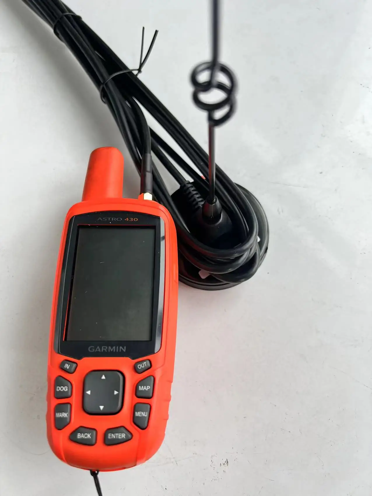 Магнитная крепежная антенна Garmin для автомобилей Astro 320/430 Alpha50/100/200i |