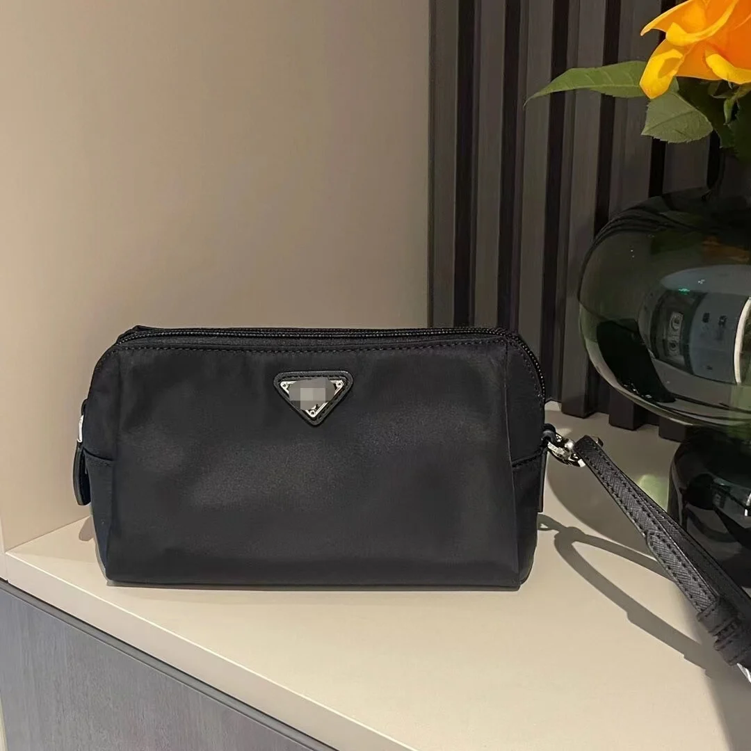 

Мужская водонепроницаемая сумка для хранения косметики и стирки