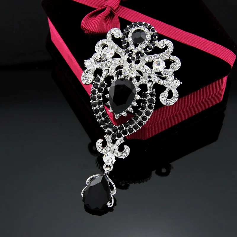 

Fashion Crown Crystal Brooches for Women Clothing Accessories Pendant Weddings Party Casual Brooch Pins Gifts
