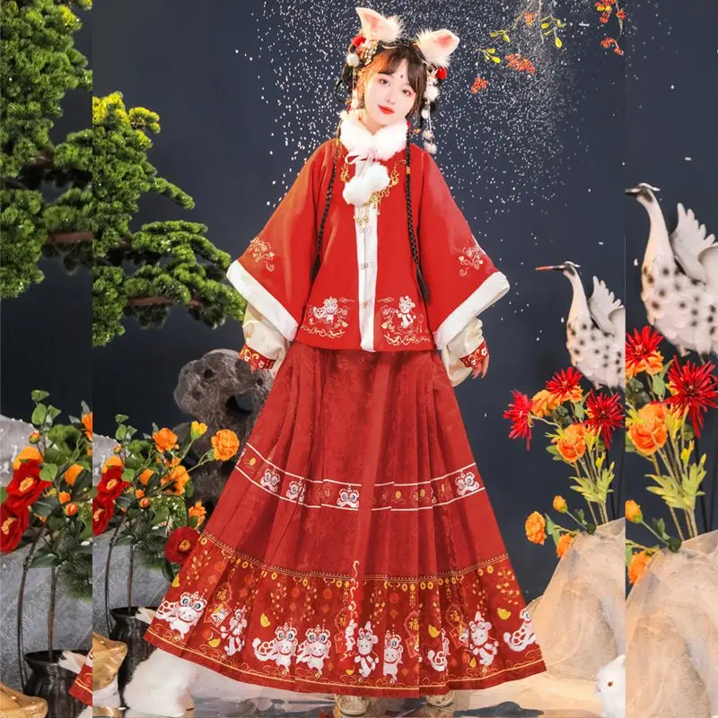 

Winter Hanfu Ming Dynasty 2023 New Year Square Collar Velvet Ma Mian Skirt Rabbit Embroidered Han clothing For Women Red Han fu