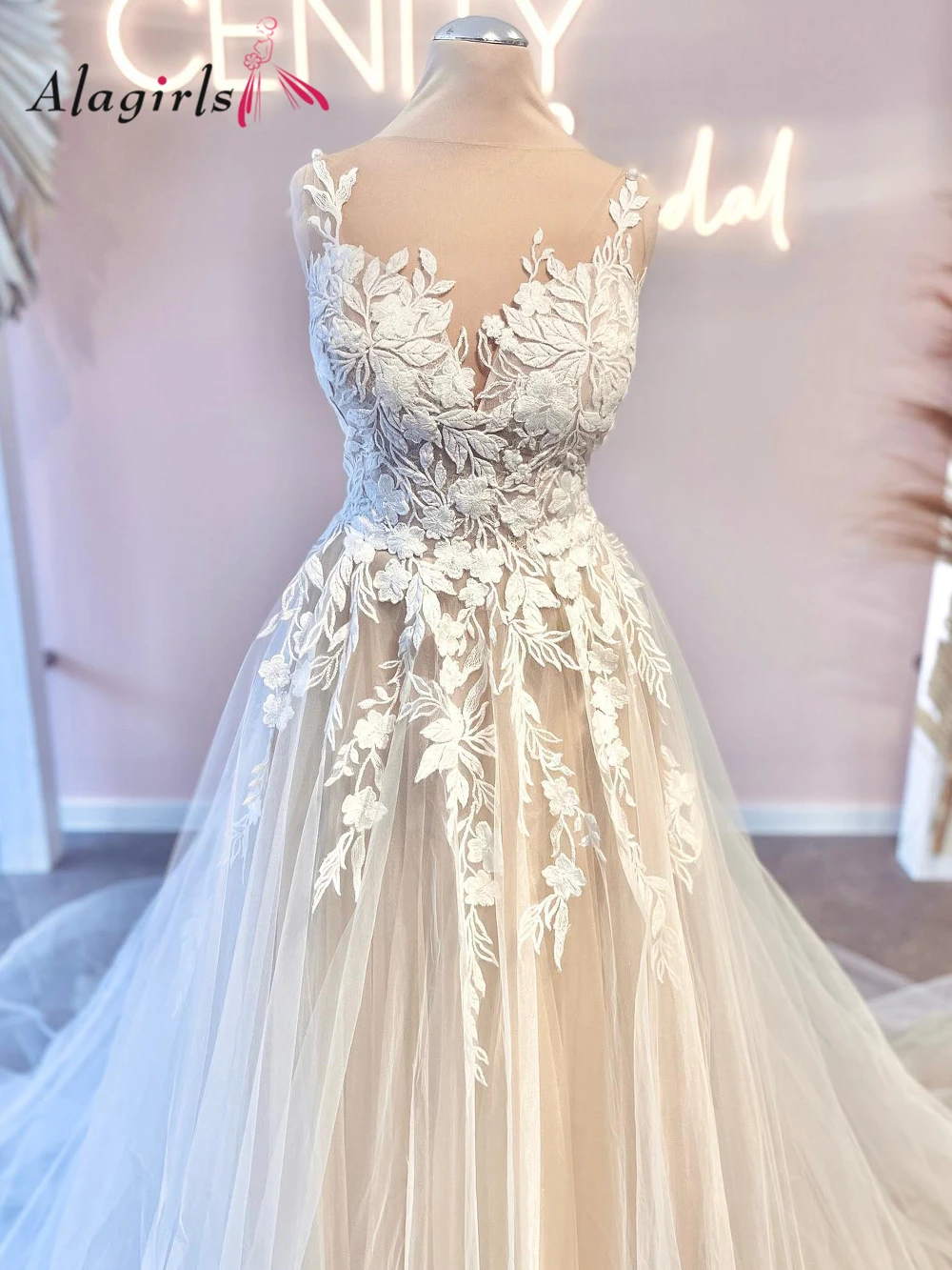 

Женское кружевное платье с длинным шлейфом, привлекательное пляжное платье с V-образным вырезом, трапециевидной формы без рукавов, открытой спиной и аппликацией из тюля, лето 2023