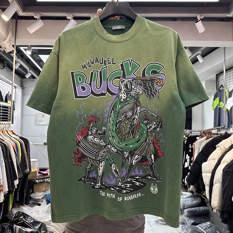 Футболка с градиентным принтом