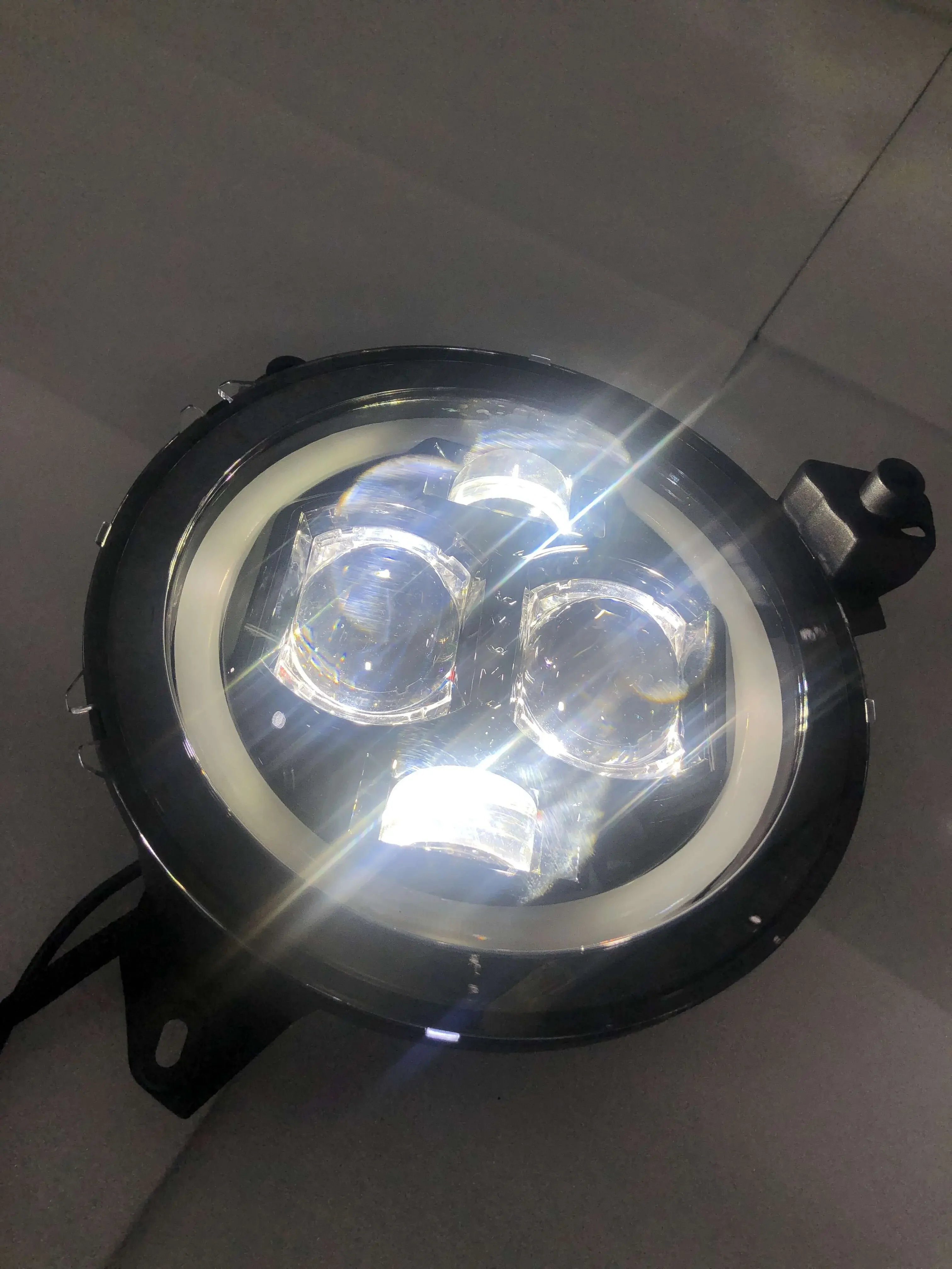 Автомобильная фара Shanghai Sanfu JL1278 диагональю 7 дюймов быстрая яркость