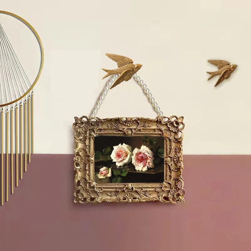 

MOMO Baroque European Style To Oak Retro Rectangular Picture Frame Pearl Chain Hanging Picture Resin Ornament Decorative Picture