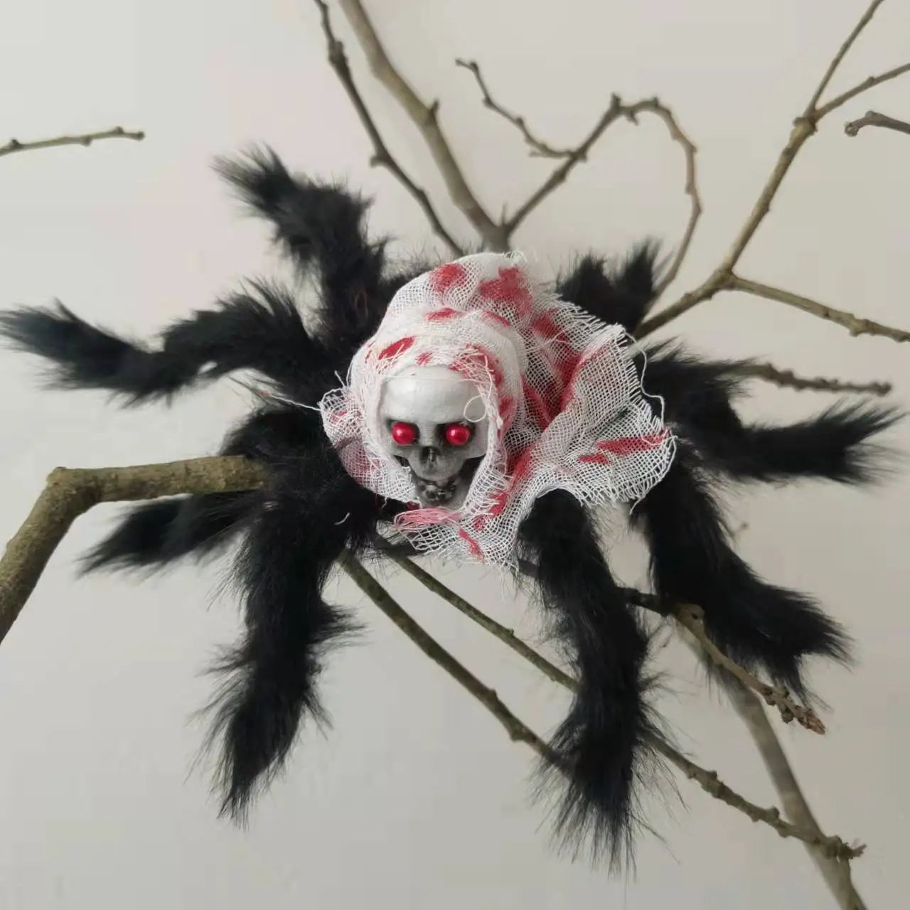 

Spider Halloween decoration Ghost festival horror props foam skull big spider plush spider toy