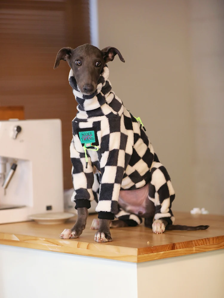 Одежда для домашних животных модная черно-белая клетчатая зимняя теплая одежда