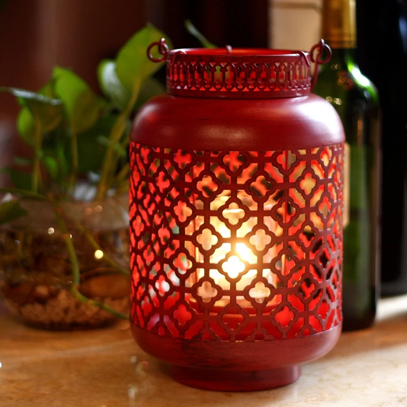 

Chinese Metal Hollow Candle Holder Vintage Red Romantic Candlestick Home Living Room Suporte Para Vela Chinese Decoration MM60ZT