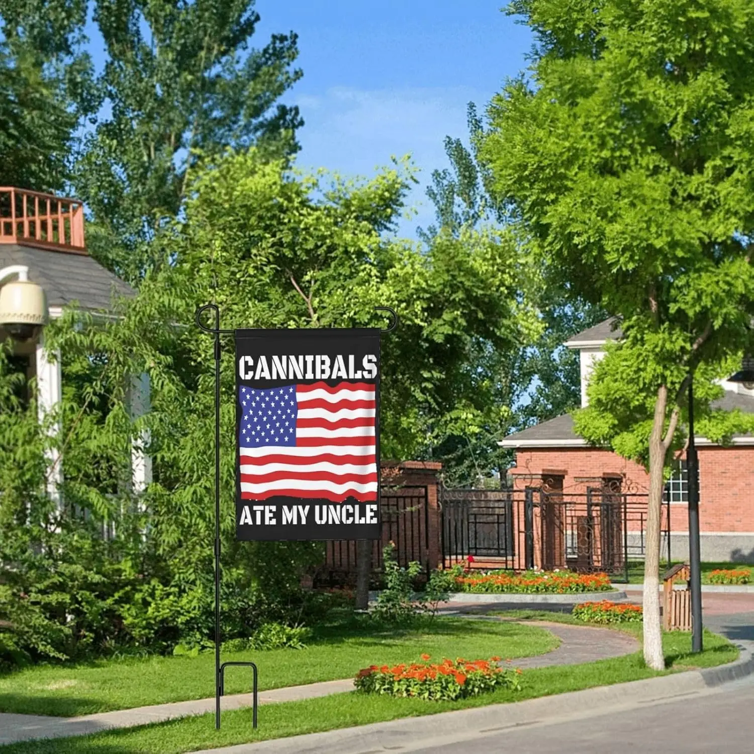 Флаг &quotCannibals Ate My Uncle Joe Biden Funny Trump 2024"
