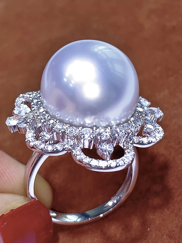 

Australian Nanyang White Pearl Natural 17-18MM Seawater Pearl Ring with Round Strong Light 18k Gold Inlaid Diamond Ring